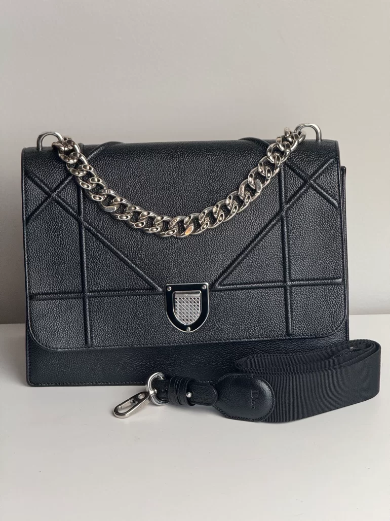 Dioroma Chain Link Top Handle Bag