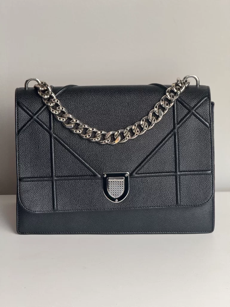 Dioroma Chain Link Top Handle Bag