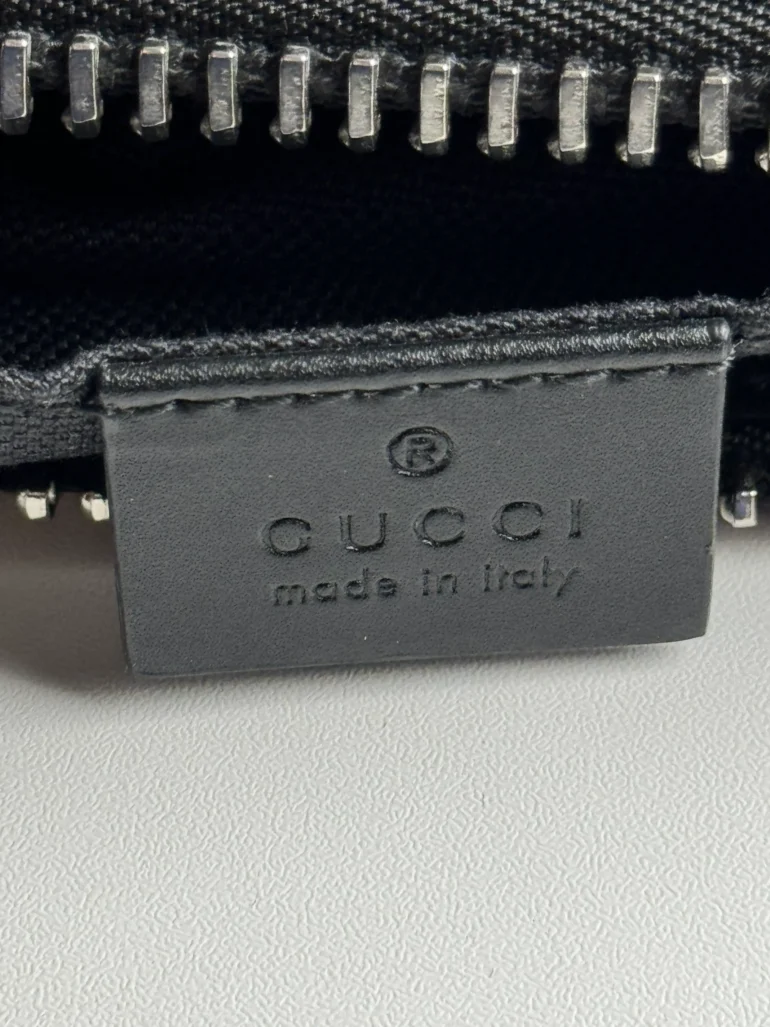 Gucci GG Supreme Messenger Bag