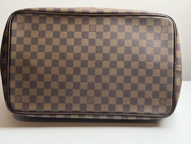 Louis Vuitton Damier Ebene Greenwich PM Totebag