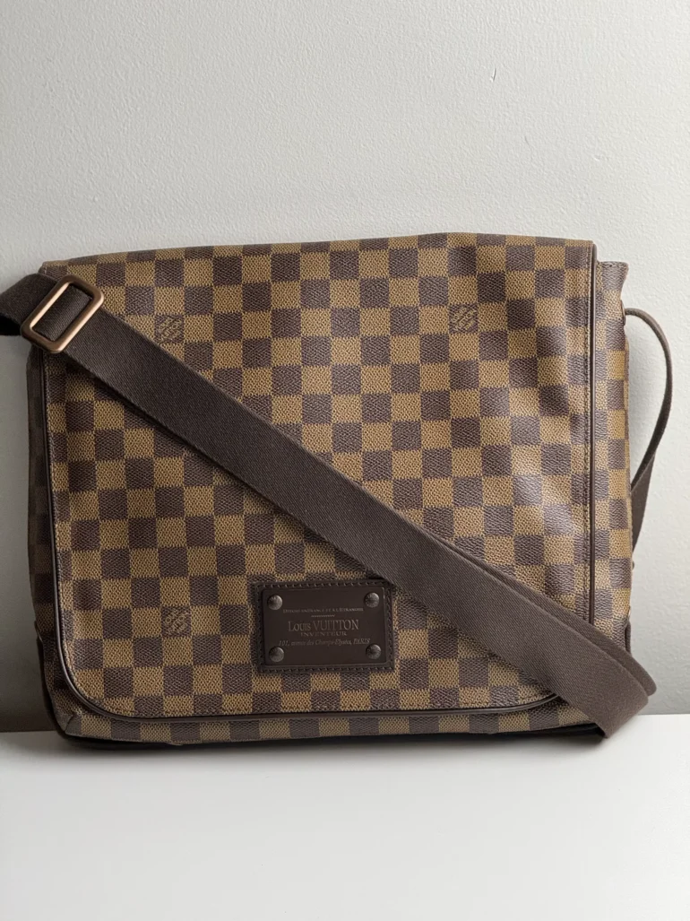 Louis Vuitton Damier Ebene Brooklyn MM Messenger Bag