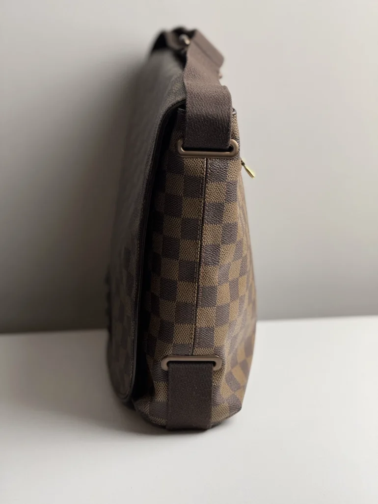 Louis Vuitton Damier Ebene Brooklyn MM Messenger Bag