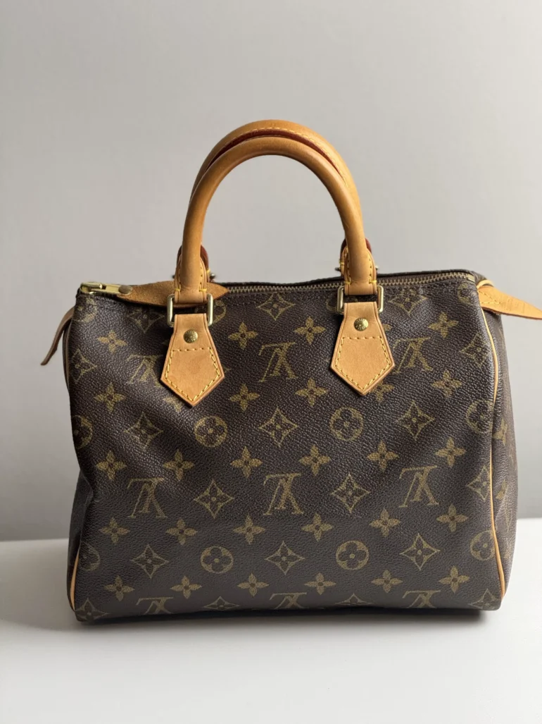 Louis Vuittion Monogram Speedy 25