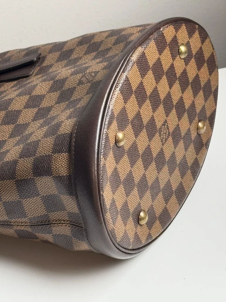 Louis Vuitton Damier Ebene Marais Bucket 23