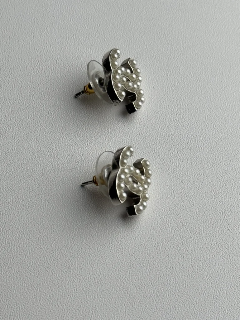 Chanel Pearl Silver CC Pierced Earrings Classic Design with Elegant Pearl Detail, Chic and Timeless Style, Condition