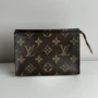 Louis Vuitton Monogram Tolietry 15'