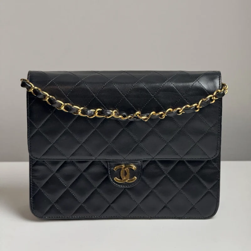 CHANEL Vintage Single Flap Shoulder Bag