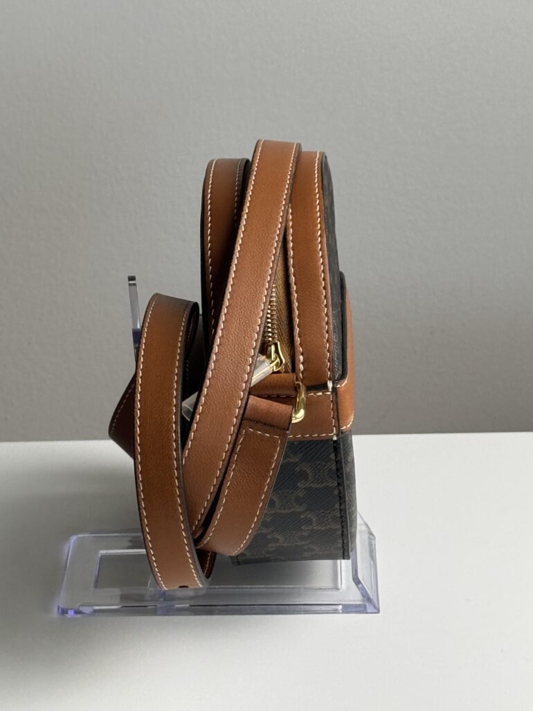 Pre Owned CELINE Leather Crossbody Bag Triomphe Round Crossbody Bag