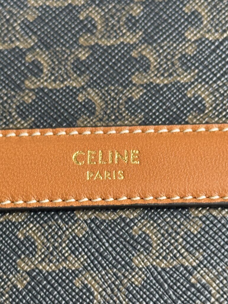 Pre Owned CELINE Leather Crossbody Bag Triomphe Round Crossbody Bag