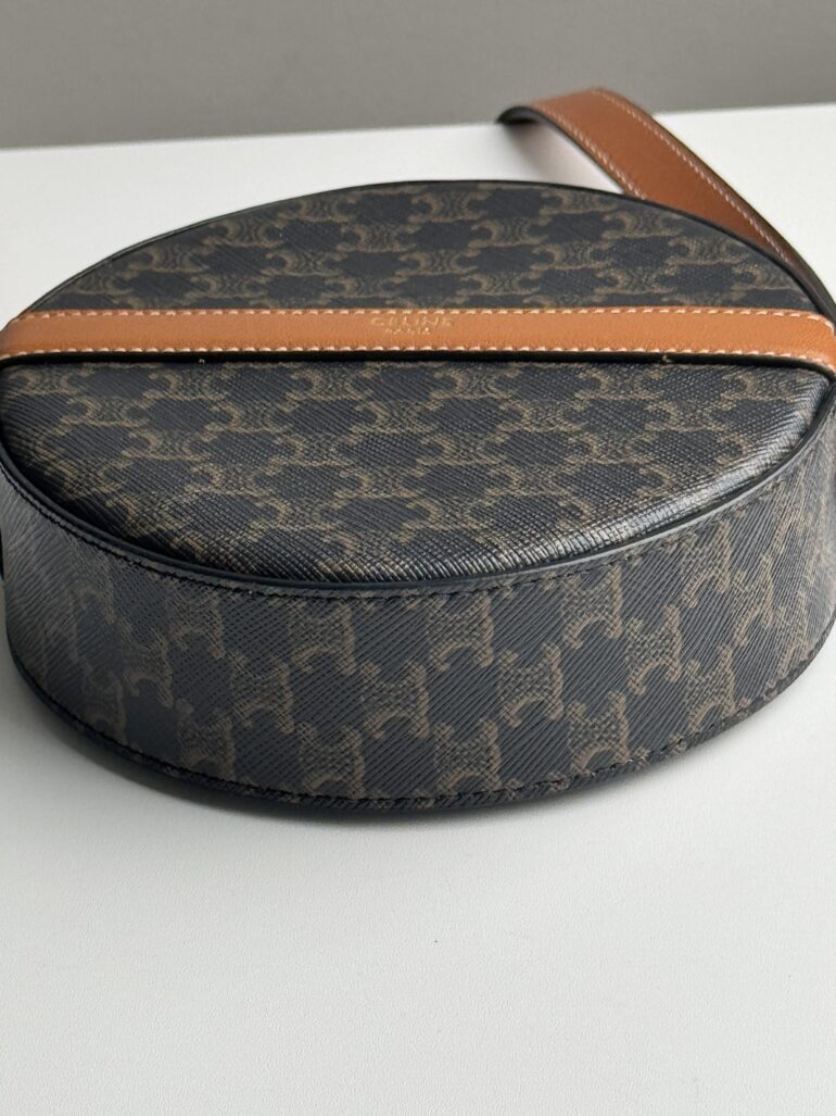Pre Owned CELINE Leather Crossbody Bag Triomphe Round Crossbody Bag