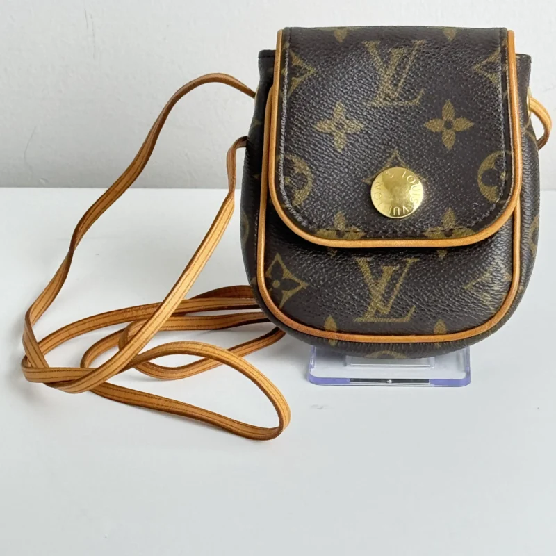 Pre Owned Louis Vuitton Cancun Monogram Pochette Cross body Bag