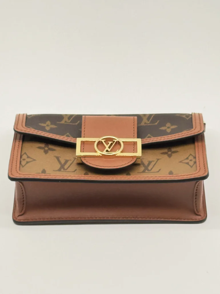 Pre Owned Louis Vuitton Reverse Monogram Dauphine Chain Wallet