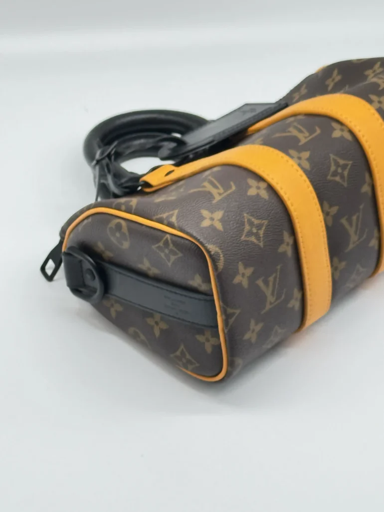 Pre Owned Louis Vuitton Monogram Macassar Keepall Bandoulière 25