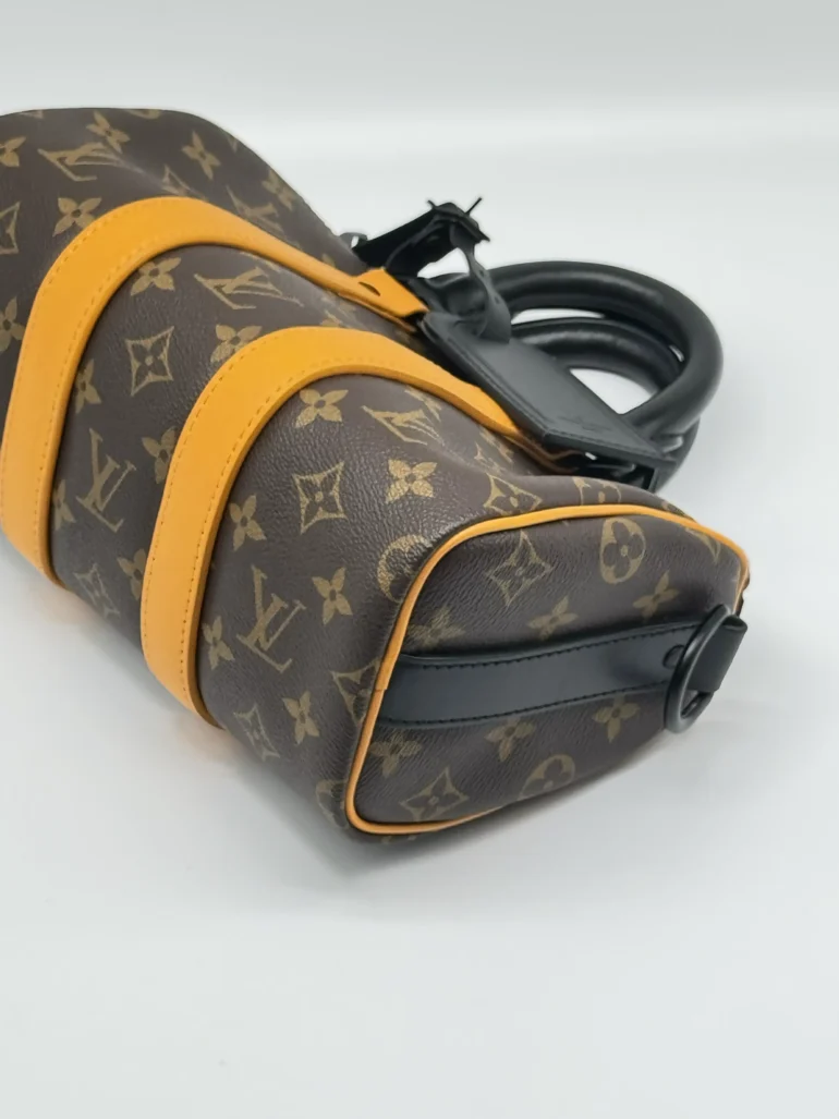 Pre Owned Louis Vuitton Monogram Macassar Keepall Bandoulière 25